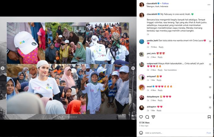 Potret Cinta Laura saat mengunjungi Aceh pasca bencana.