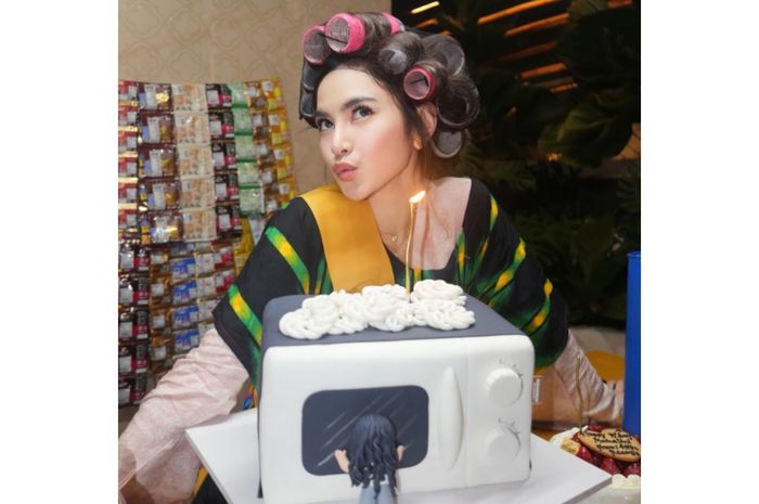 Ulang tahun Mahalini.