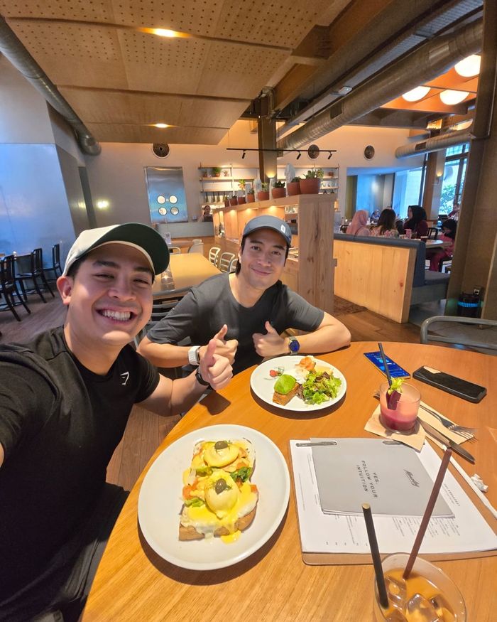 Youtuber Jerome Polin mengungkap kebaikan Vidi Aldiano semasa hidupnya, sebut sang penyanyi sering ajak dirinya lakukan ini. 