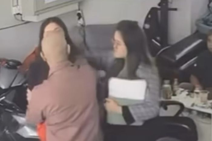 Kronologi istri dimasukkan ke RSJ oleh suami usai cekcok dan minta cerai, mertua ngamuk sebut putrinya dalam keadaan sehat. 