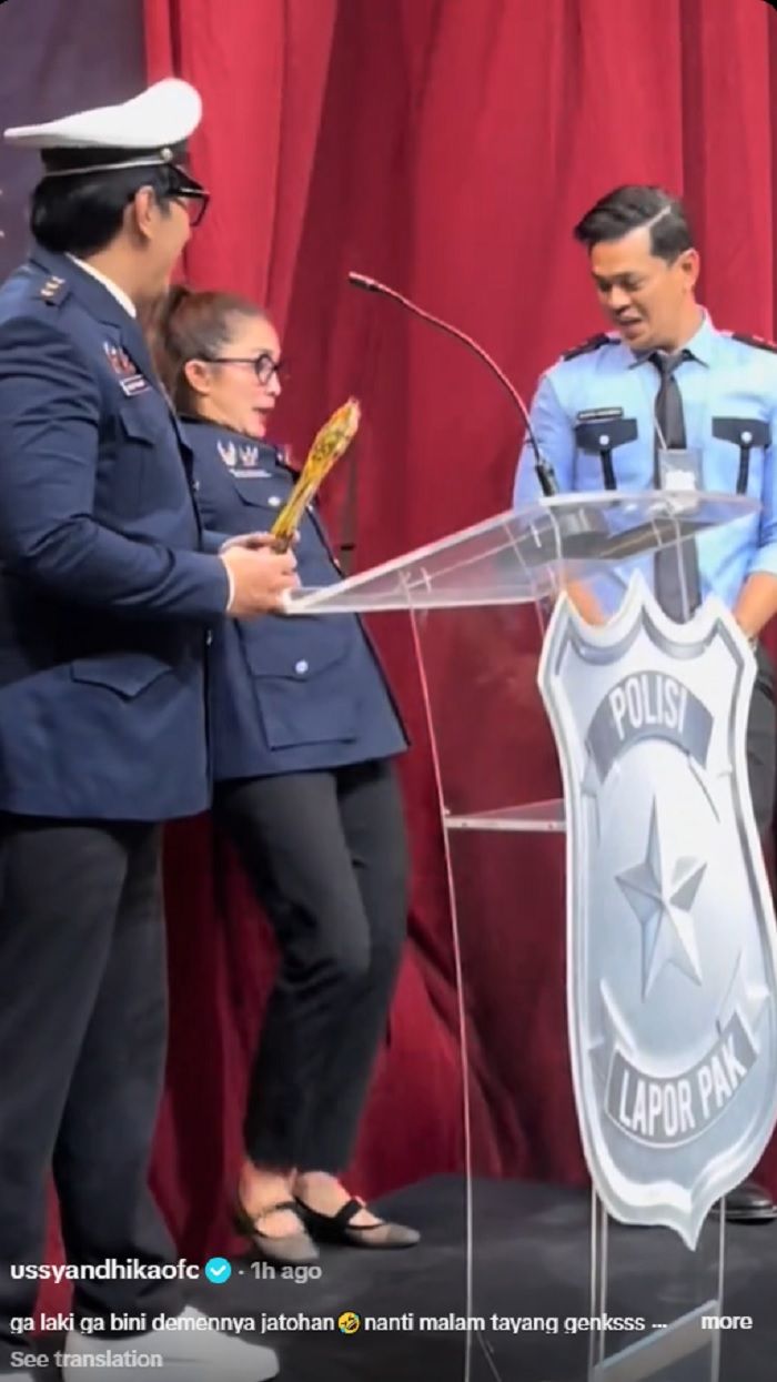 Ussy Sulistiawaty hampir jatuh saat syuting.