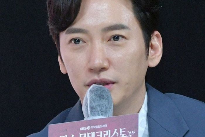 Simak profil Lee Sang Bo, aktor Korea Selatan yang ditemukan meninggal dunia di rumahnya, begini kisah hidupnya!