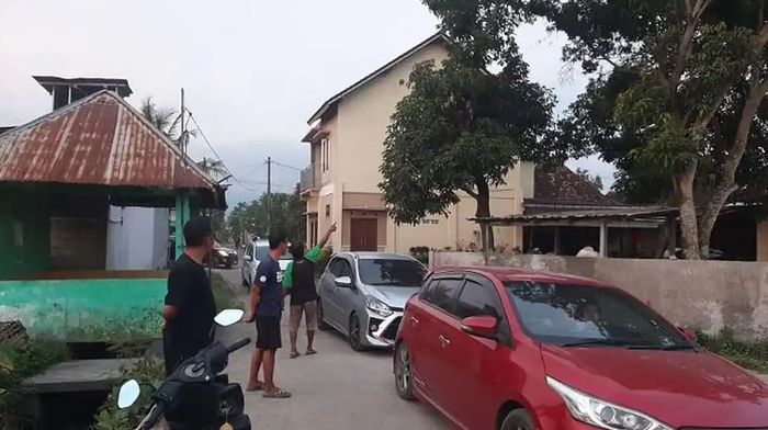 Kronologi ratusan mobil nyasar ke Sawah di Sleman saat arus mudik Lebaran, ternyata masalah ini jadi pemicunya!