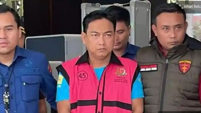 Simak profil Hery Susanto, Ketua Ombudsman yang ditetapkan jadi tersangka korupsi nikel. Ternyata baru 6 hari dilantik jadi ketua.