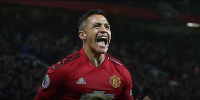  Pemain sayap Manchester United, Alexis Sanchez, dalam laga melawan Newcastle United di Liga Inggris