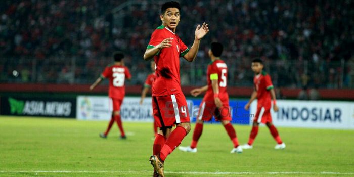 Samuel Christianson saat turun berlaga membela timnas U-19 Indonesia melawan timnas U-19 Singapura d