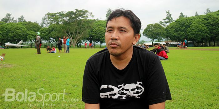 Media Officer Arema FC, Sudarmaji, memberikan tanggapan atas pernyataan Robert Alberts yang tak ingin kembali ke Singo Edan.