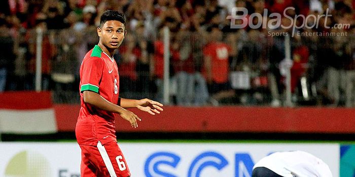 Pemain Barito Putera, Muhammad Rafi Syarahil, saat tampil dalam laga Grup A Piala AFF U-19.