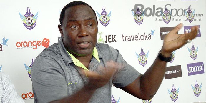 Pelatih Barito Putera, Jacksen F Tiago memberi keterangan kepada awak media setelah pertandingan di 