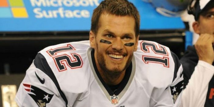 Quarterback andalan New England Patriots, Tom Brady.