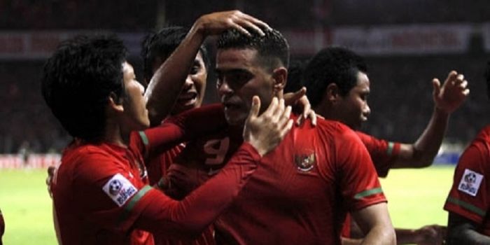 Cristian Gonzales saat berseragam timnas Indonesia di Piala AFF 2010.