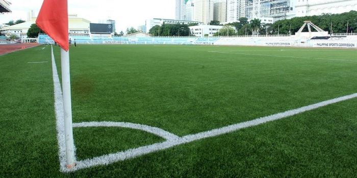 Penampakan dari salah satu sudut lapangan di Stadion Rizal Memorial, Manila. 