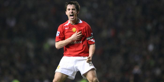  Selebrasi kontroversial Gary Neville saat melawan Liverpool di Stadion Old Trafford