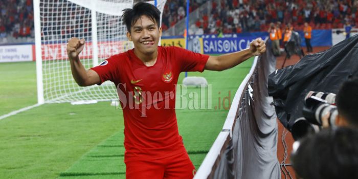 Gelandang Timnas U-19 Indonesia Witan Sulaeman selebrasi gol ke gawang Timnas U-19 Uni Emirat Arab d