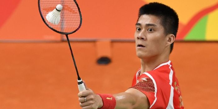 Pebulu tangkis spesialis ganda asal China, Fu Haifeng, saat bertanding melawan Kim Gi-jung/Kim Sa-ra