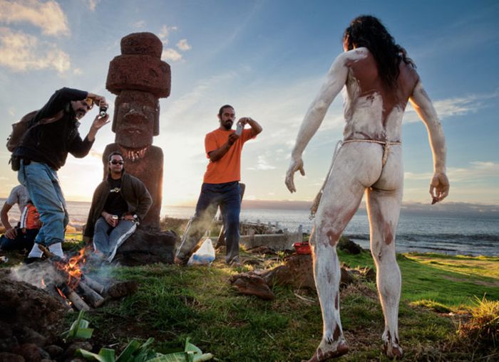 Patung purba yang dikenal sebagai moai sekrang sudah tidak begitu biasa di Pulau Paskah atau Rapa Nui