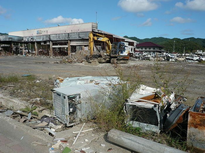 Tsunami Jepang yang terjadi pada 2011 telah meluluhlantakkan sejumlah wilayah di negeri itu.