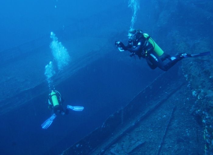 Lubang palka kapal uap Sophie Rickmers. Foto pada 3 Agustus 2013.