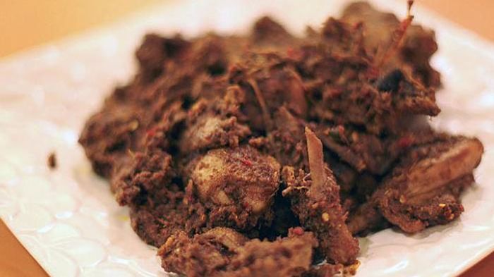 Rendang itik khas Mandailing.