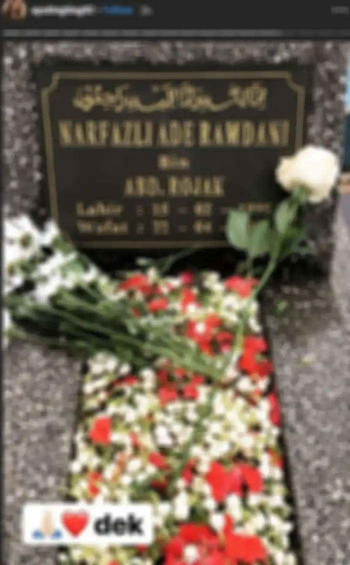 Adik Ayu Ting Ting meninggal dunia, anak sulung Ayah Rozak dan Umi Kalsum rindukan orang tercinta.