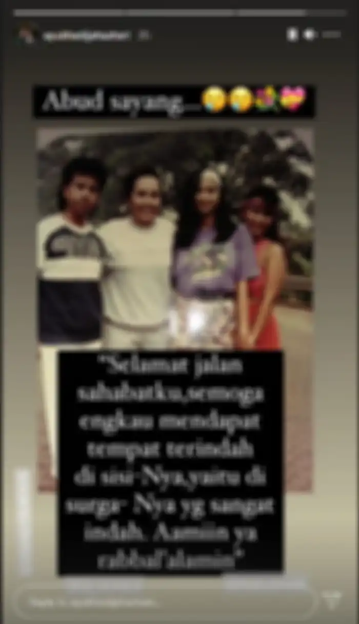Ungkapan duka Ayu Azhari atas meninggalnya aktor Wan Abud.