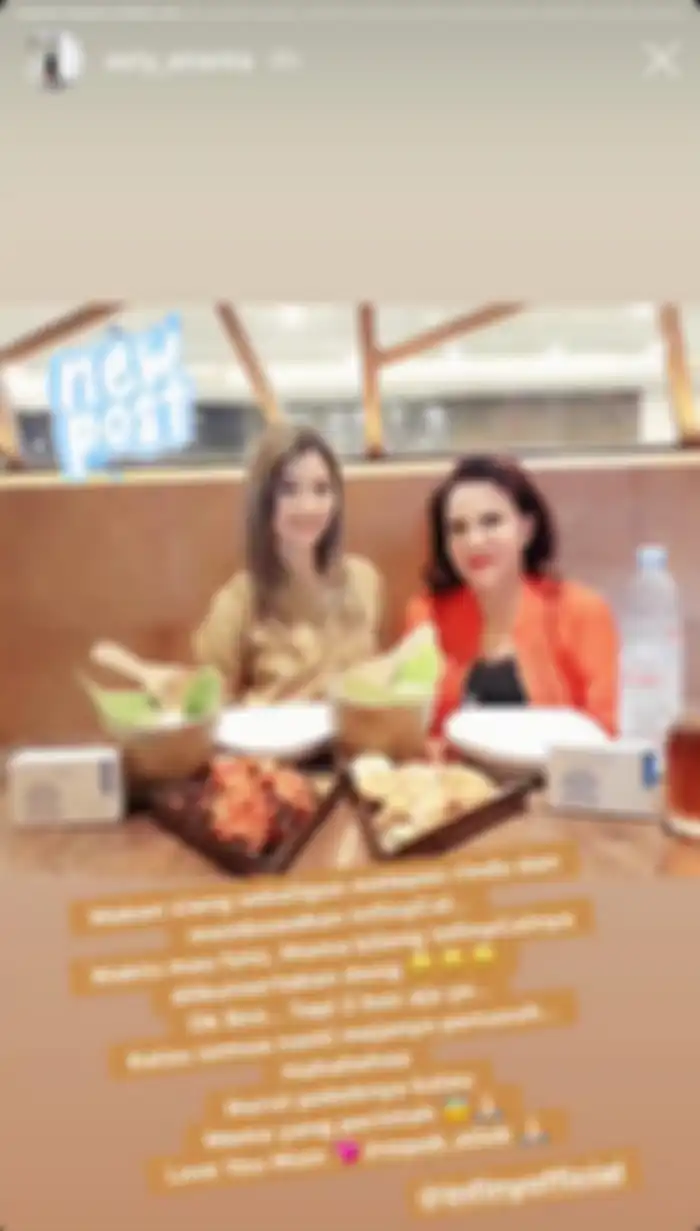 Mpok Atiek dan Asty Ananta