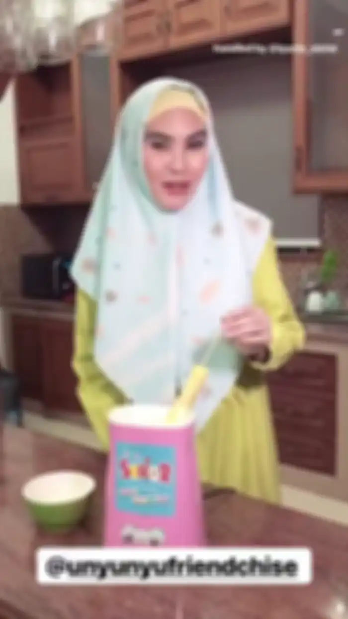 Dapur di rumah milik Kartika Putri