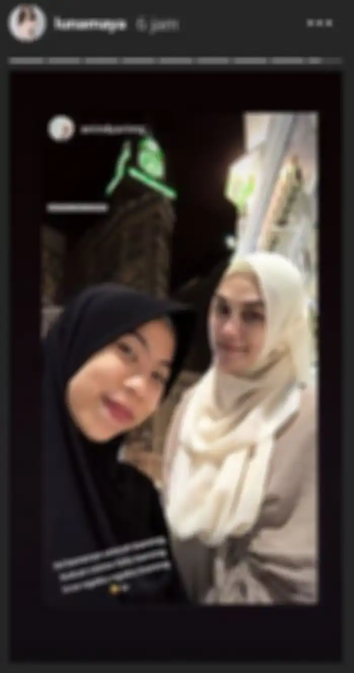 Luna Maya Saat Menjalanankan Ibadah Umroh