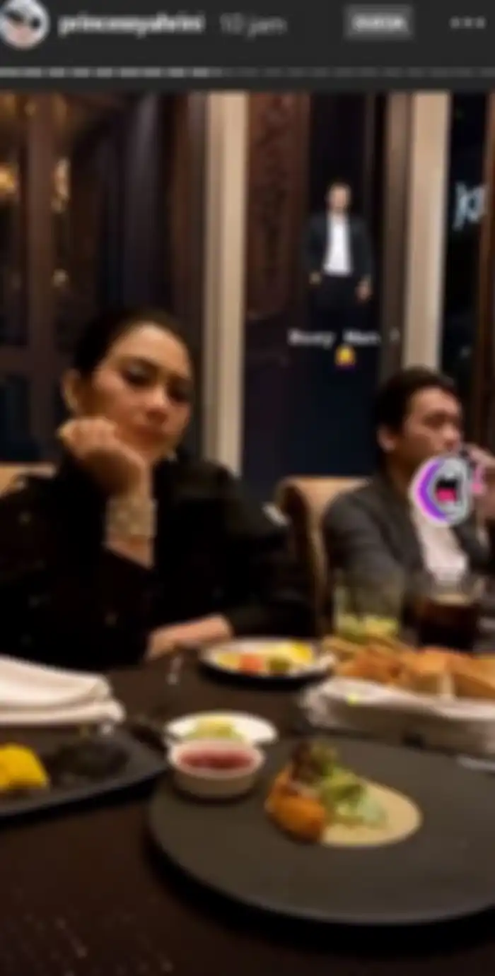 Syahrini Bongkar Kebiasaan Reino Barack