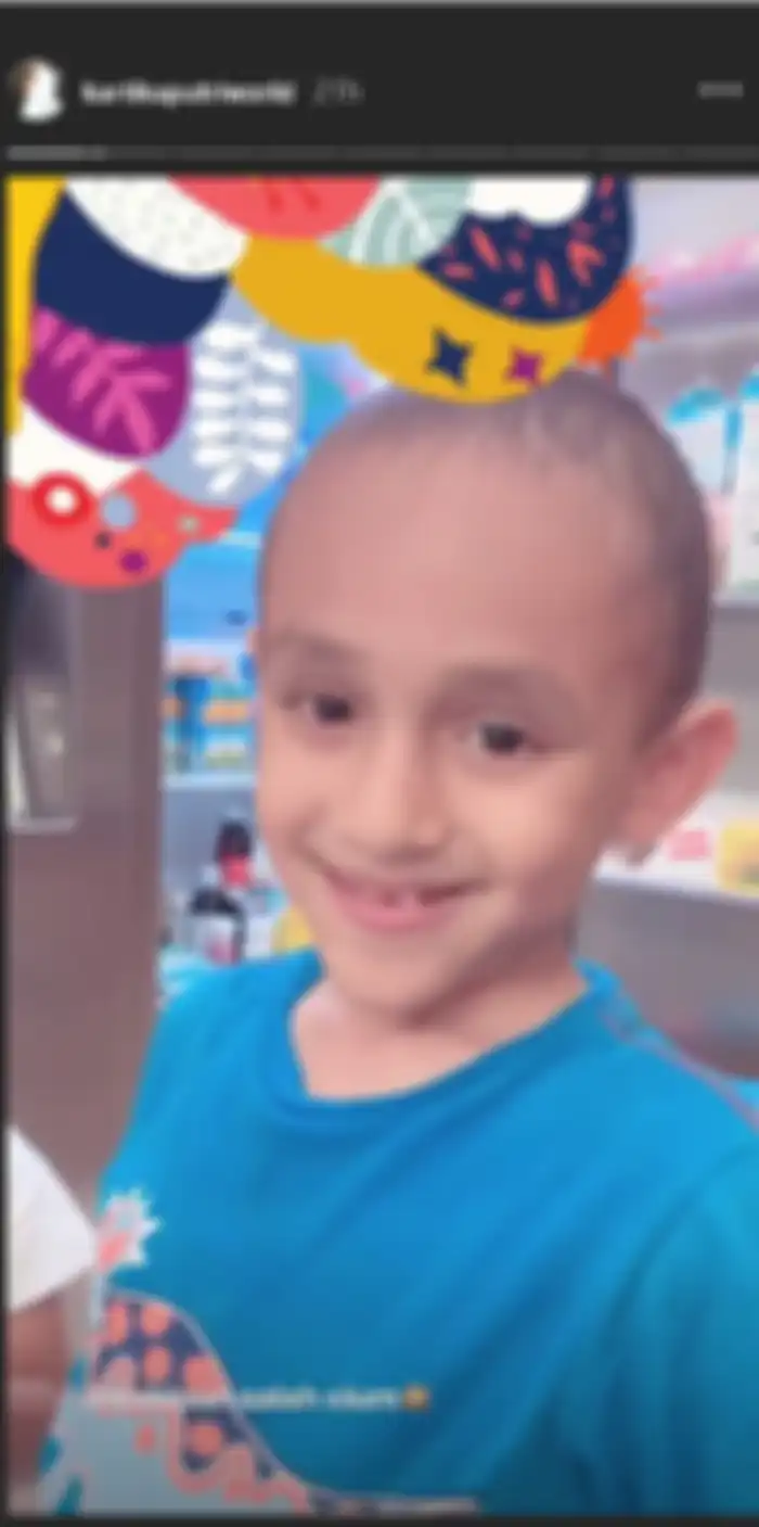 Isi kulkas dari kartika Putri yang penuh dengan obat