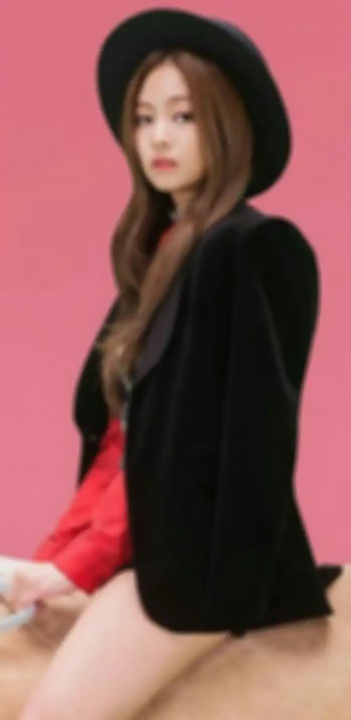 Jennie BLACKPINK fedora hat