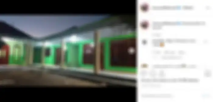 Rumah luas milik Merry Ahmad