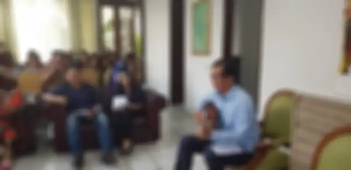 Ahok Bebas dari Penjara, Intip Gaya Bripda Puput Nastiti Devi Saat Ibadah Bersama Keluarga Ahok