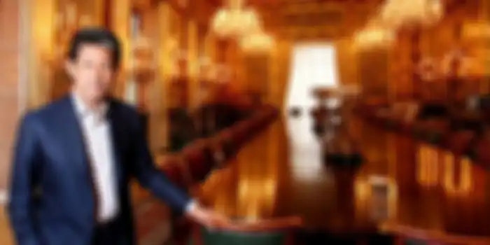 Jefri Bolkiah, adik Sultan Brunei yang suka foya dan bergelimang wanita.
