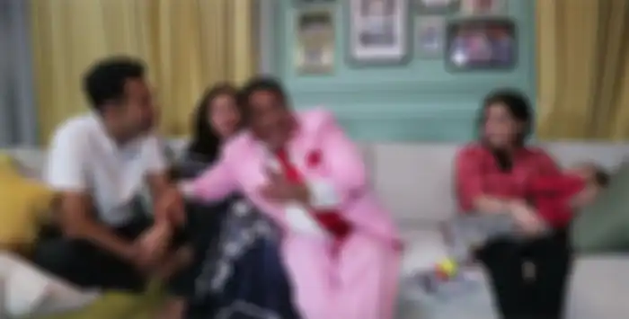 Nagita Slavina tertawa mendengar omongan Hotman Paris