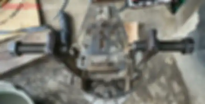 Alat stel pelek jari-jari motor.