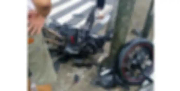 Kondisi Yamaza YZF-R25 hancur setelah kecelakaan