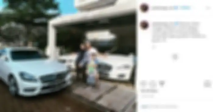 Koleksi mobil mewah yang ada di garasi rumah Pasha Ungu