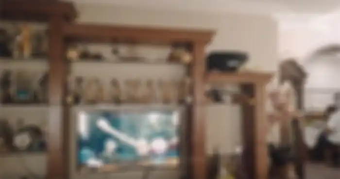 Lemari TV di rumah Siti Nurhaliza