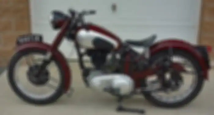 Motor klasik BSA B33 lansiran 1953.