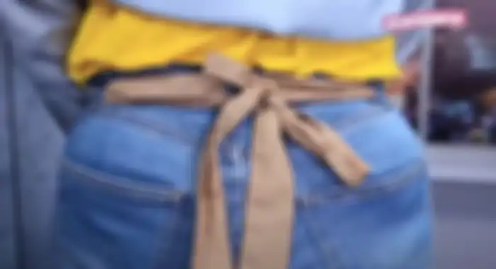 Atasi jeans longgar