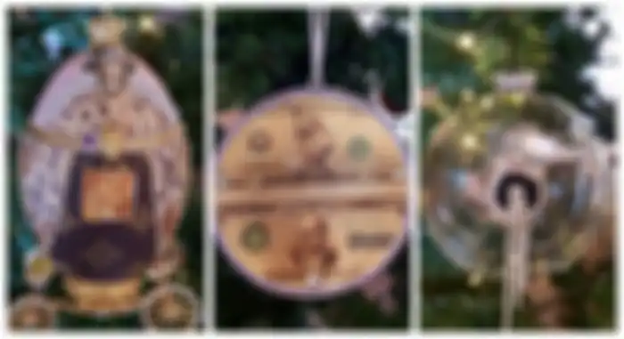 Ornamen mewah di pohon Natal termahal karya Debbie Wingham