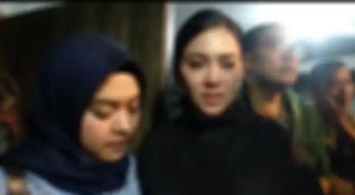 Aisyahrani dan Syahrini saat dijumpai Grid.ID di kediaman Bunga Citra Lestari, yang berada di kawasan Pejaten, Jakarta Selatan, Rabu (19/2/2020).