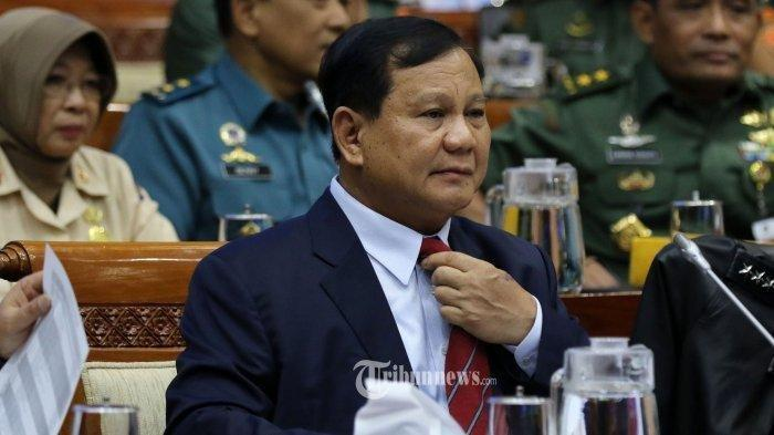 Prabowo Subianto saat hadiri rapat perdana dengan Komis I DPR RI