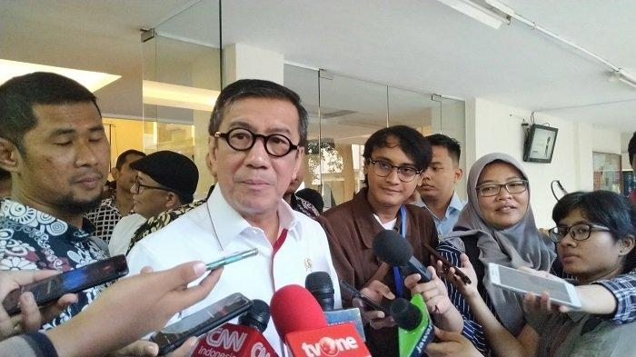 Menkumham Yasonna Laoly akhirnya Membeberkan sosok yang memberinya ide untuk membebaskan para koruptor.