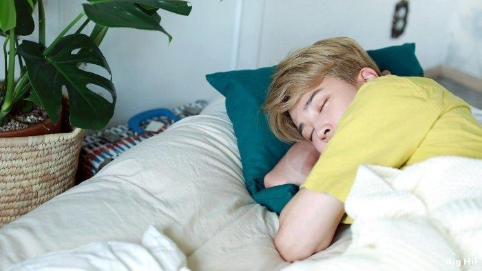 Tak Hanya Sebabkan Insomnia, Parahnya Kebiasaan Letakan Ponsel di Bawah Bantal Dapat Pengaruhi Jumlah Sperma!