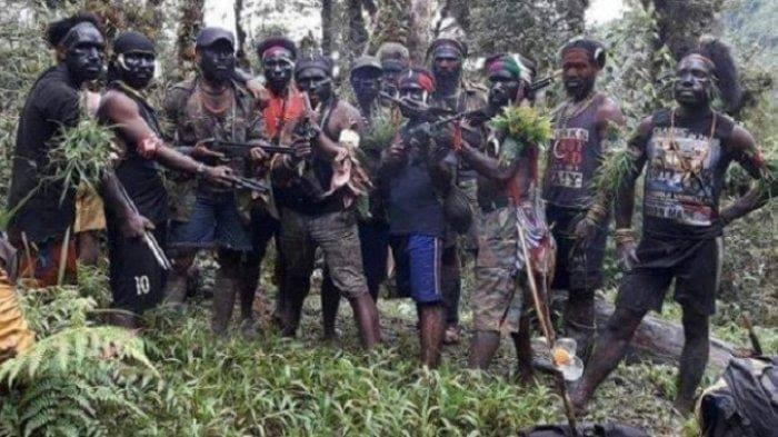 Foto jenazah anggota pasukan elite TNI AD menjadi alat propaganda dari pihak KKB Papua. Mereka ikut menyebarkan sebagai bukti penyerangan. 
