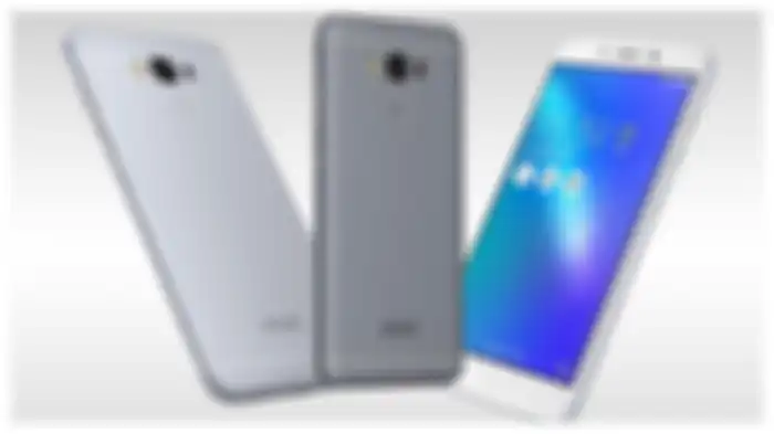 ASUS Zenfone Max Plus menghadirkan layar lebar dan baterai awet