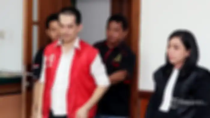 Jupiter Fortissimo saat menjalani sidang perdana kasus narkoba di Pengadilan Negeri Jakarta Barat, K