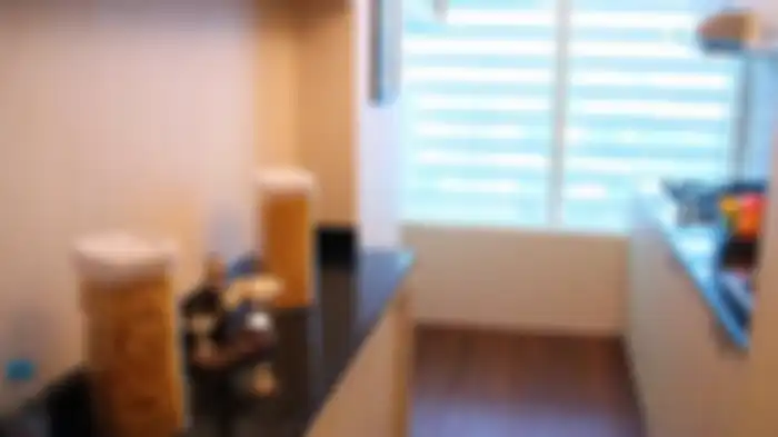 Dapur di apartemen Maia Estianty